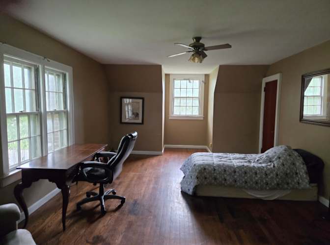 Stephanie's room