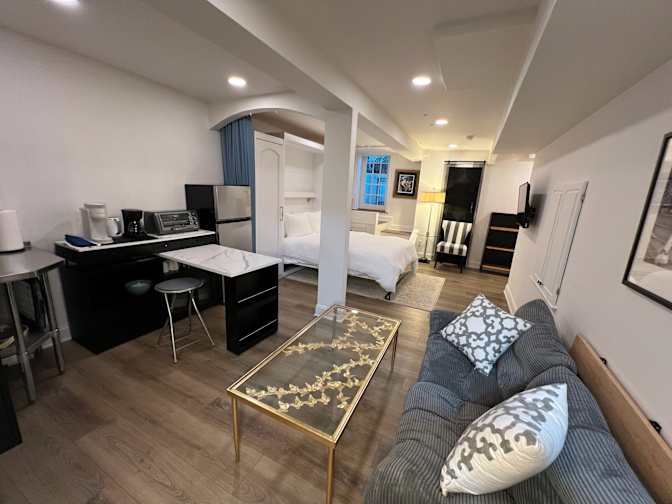 Lynn's room