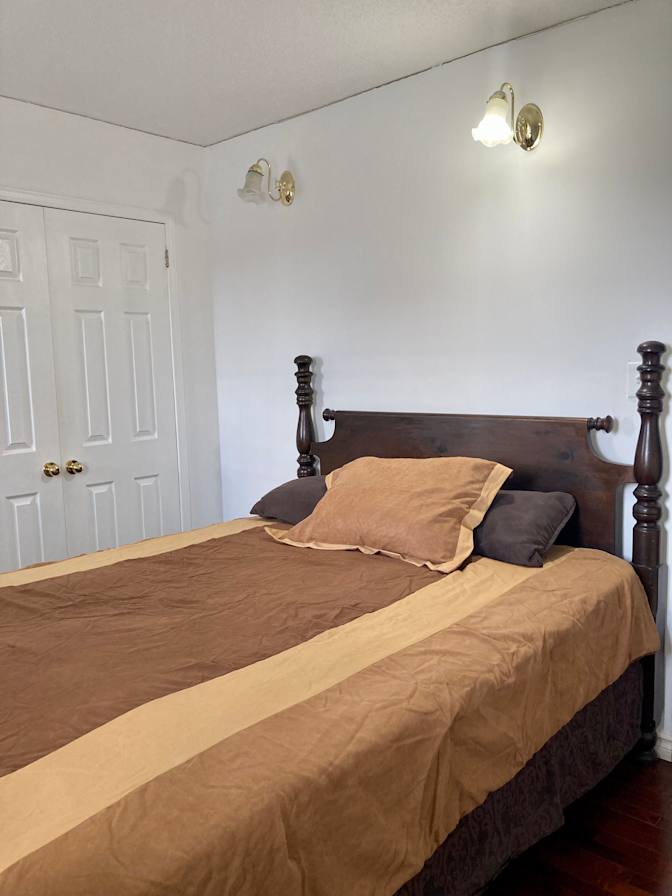 Dharshani's room