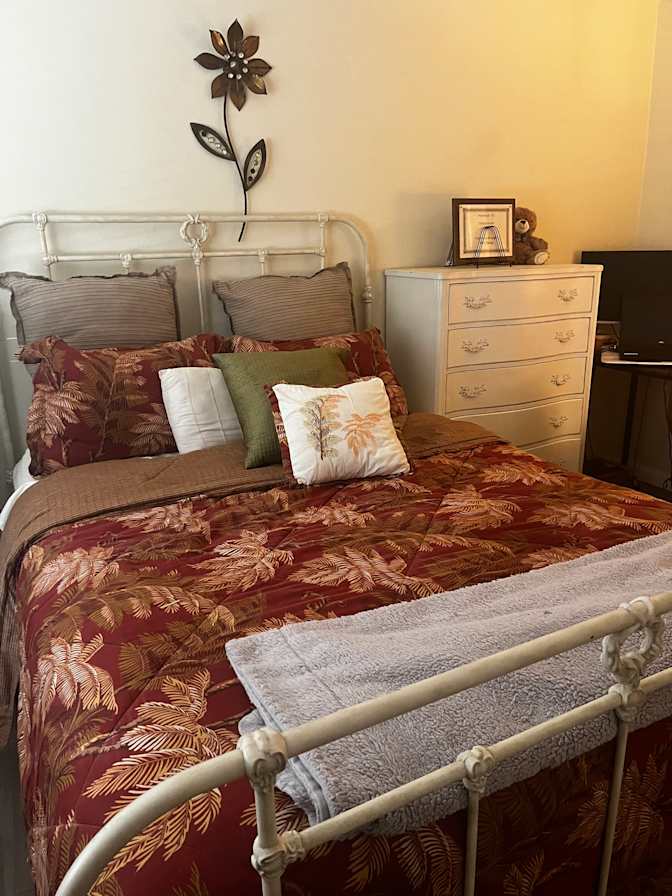 Victoria's room