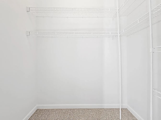 Alcove Rooms's room