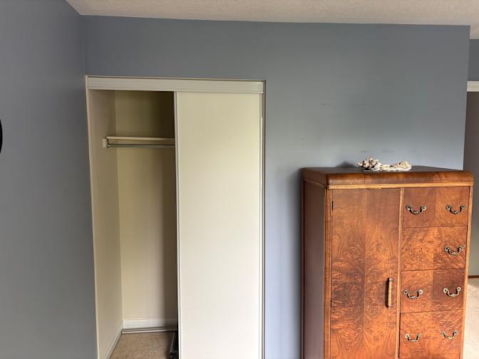 Sandra G's room