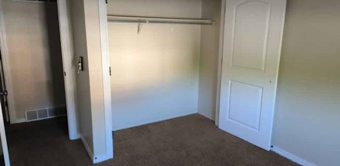 Avalon's room