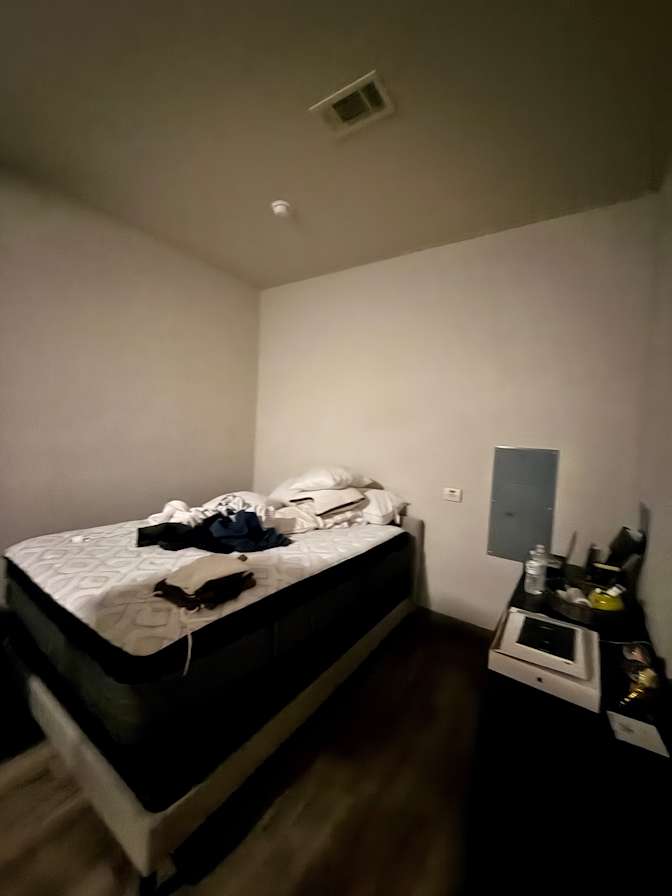 Malo's room