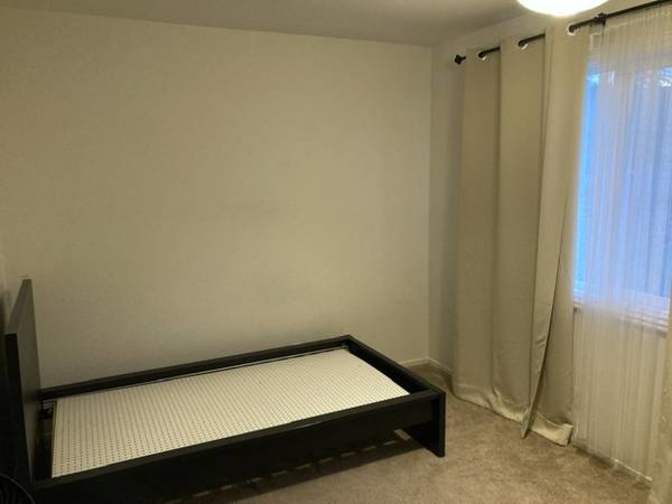 Hiro's room