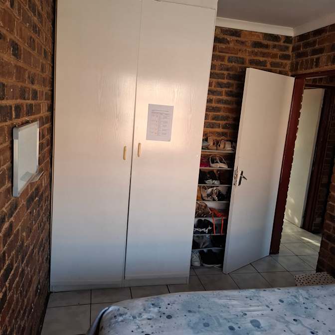 Sisipho Mbangeleli's room