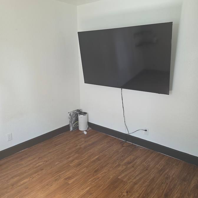 Marquis's room