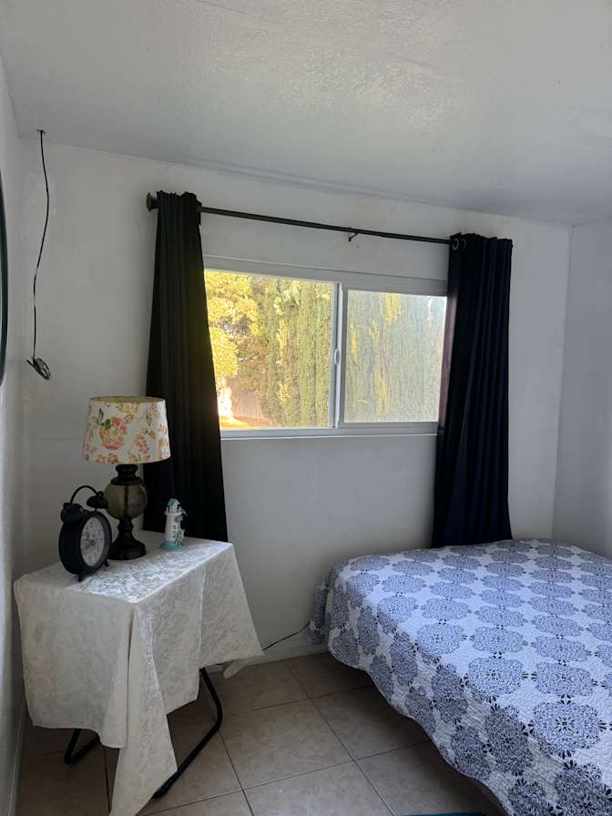 Xiomara's room