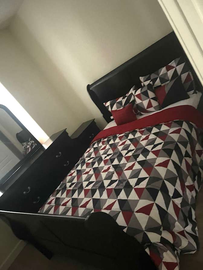 Velmoh's room