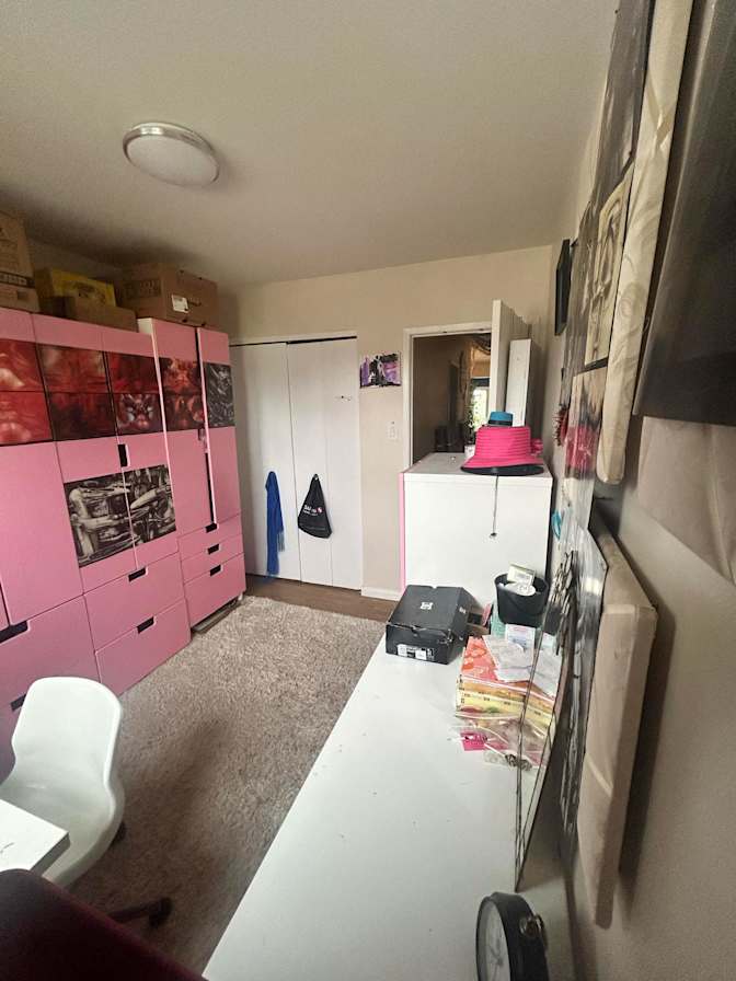 Storey Layton's room