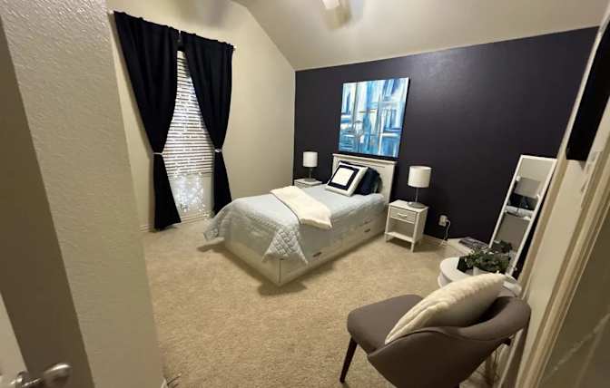 Eloise's room