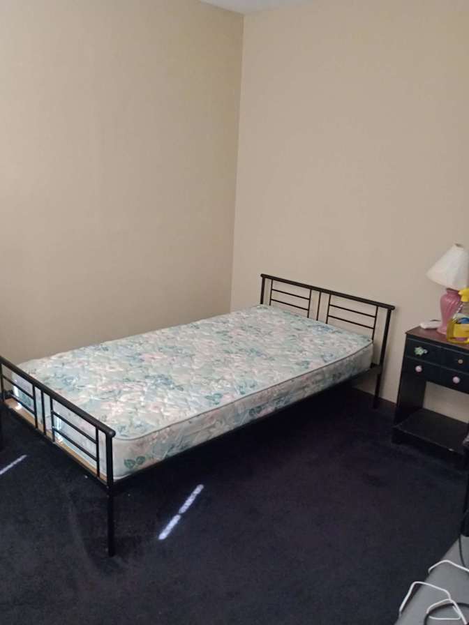TJ hines's room