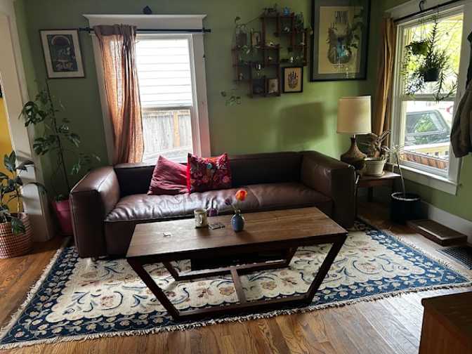 Yahanna Nash's room