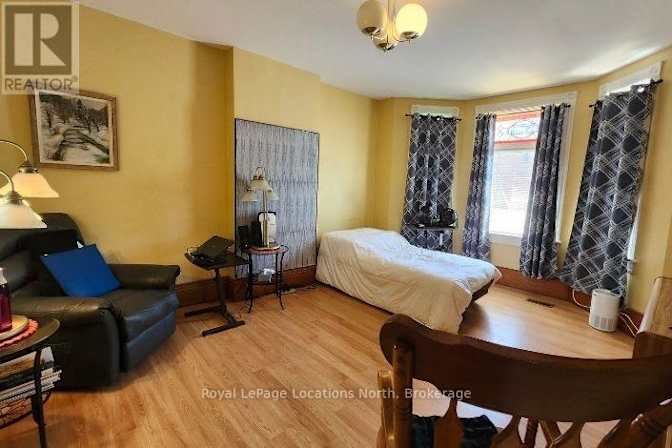 Steve's room