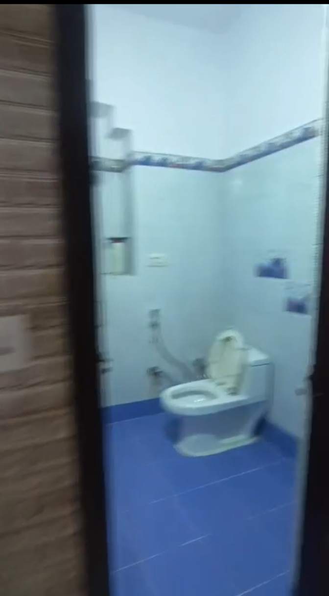 Sapar Chahal's room