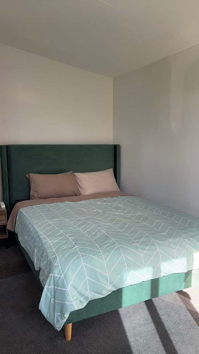 Alejandro Cruz's room