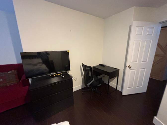 Luc's room