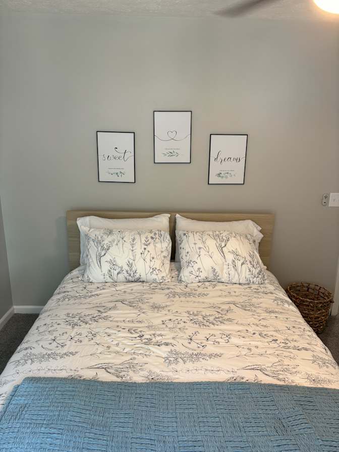 Tracie's room