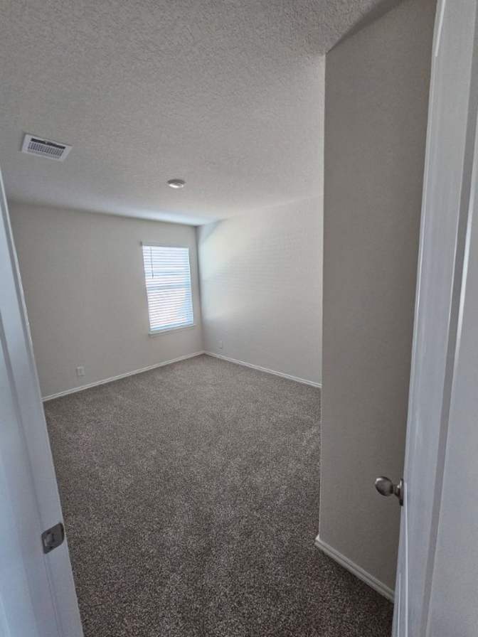 Kenndal's room
