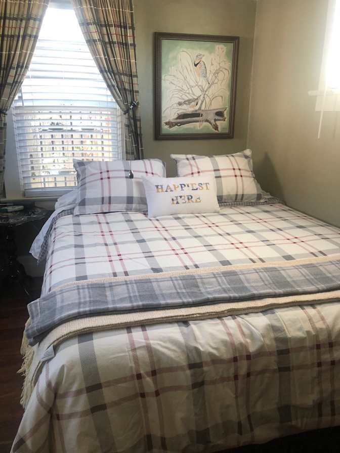 Linda's room