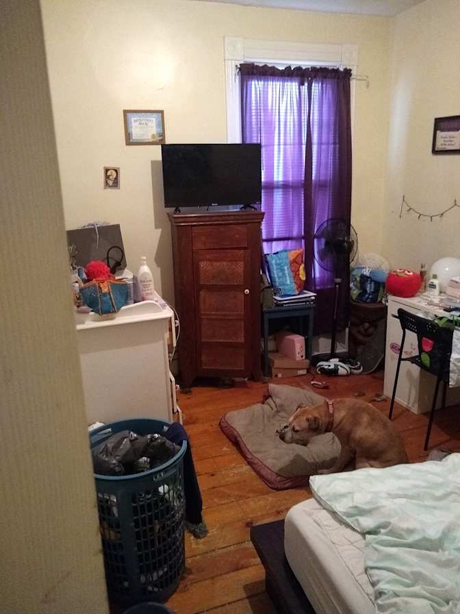 Yong's room