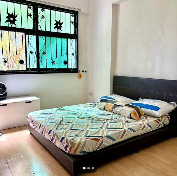 Nastro's room