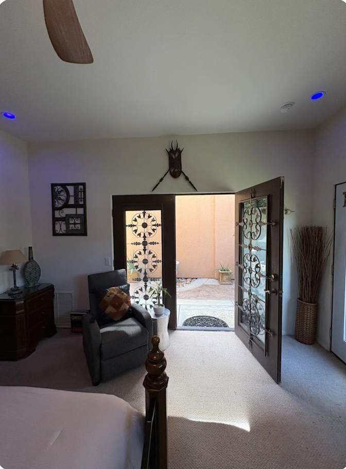 Laurence's room