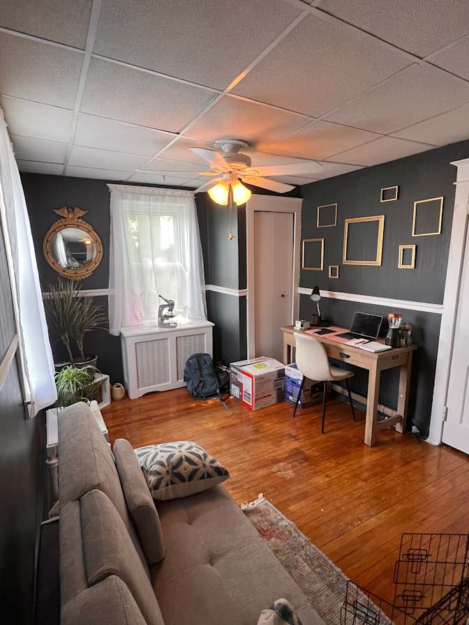Hannah Bolton's room