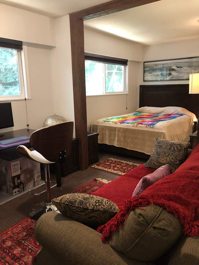 jacques menarguez's room