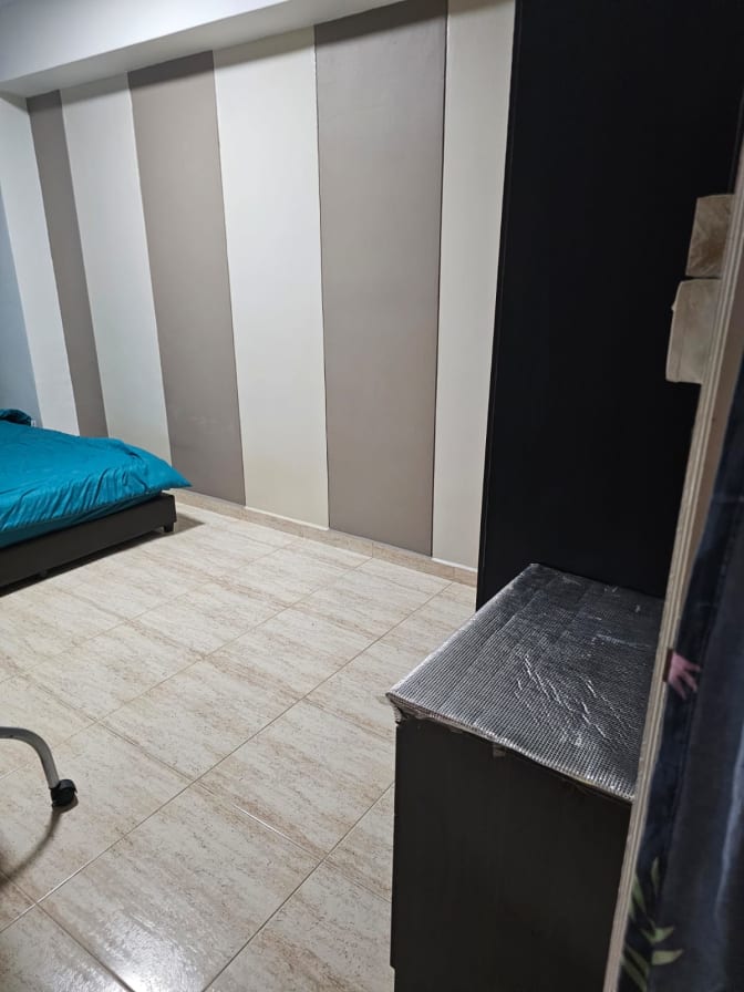Vikie's room