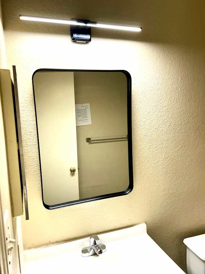 Room For Rent's room