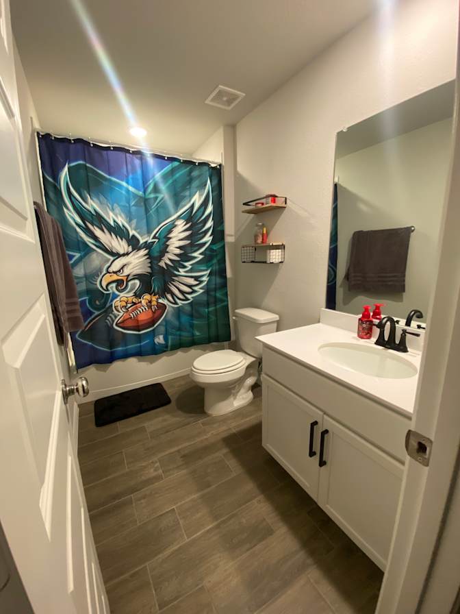 Lamar's room