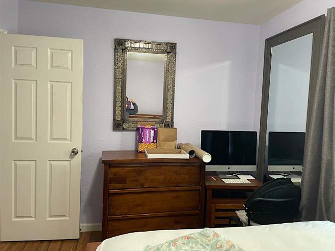 Elida's room