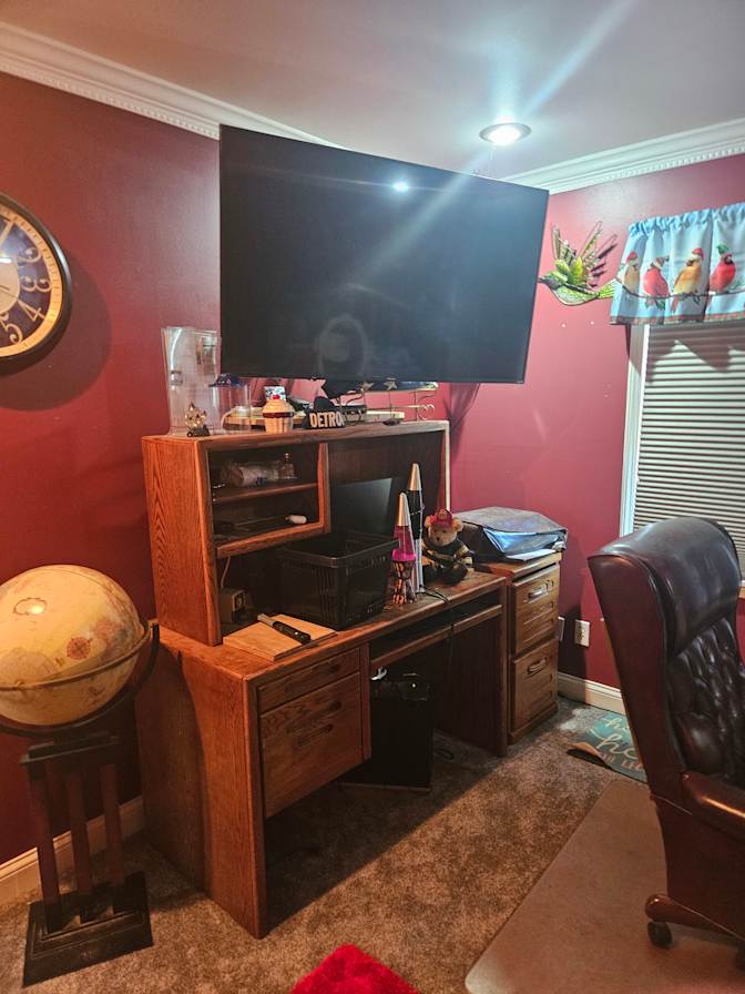 Debra L Kudrycki's room
