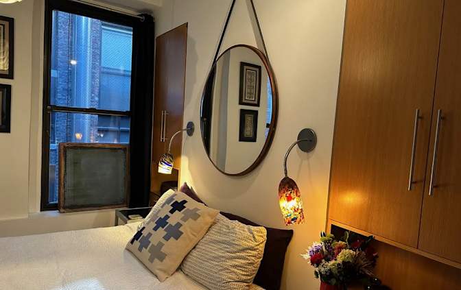 Veronica's room