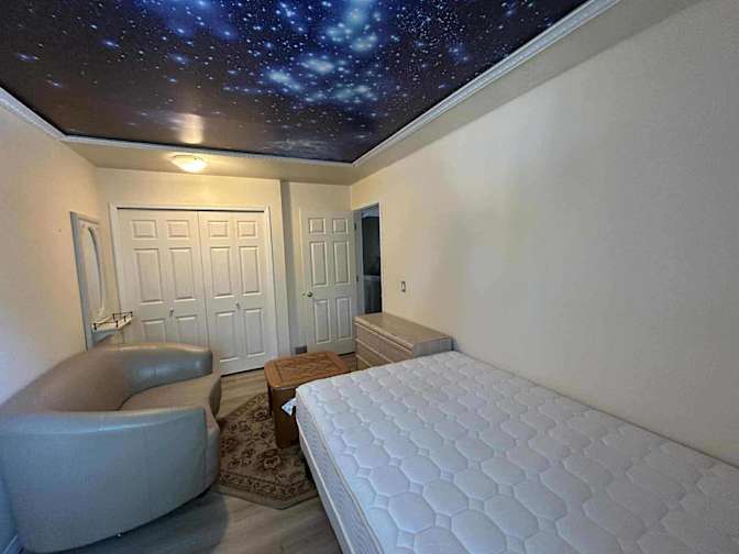 Marrianne's room