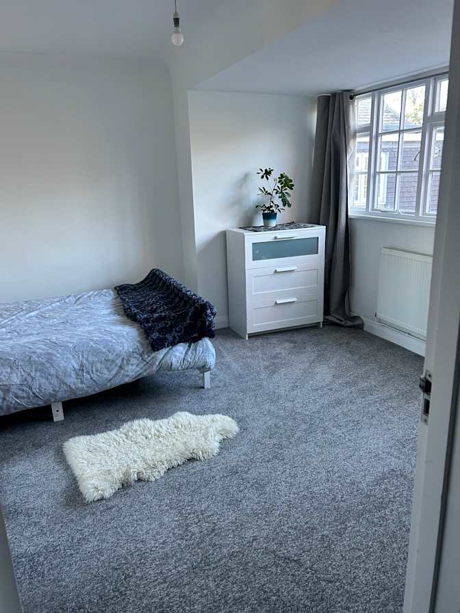 Dave's room