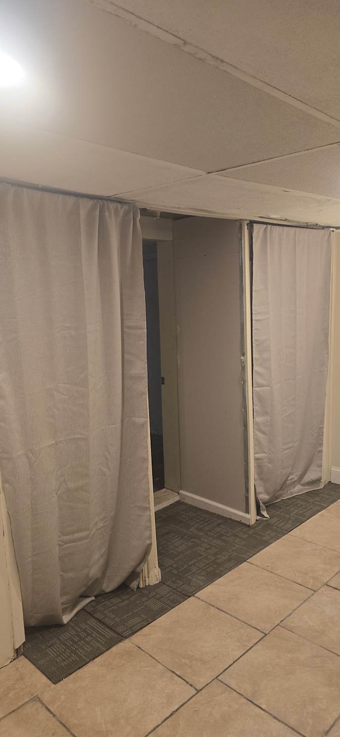 Cc's room