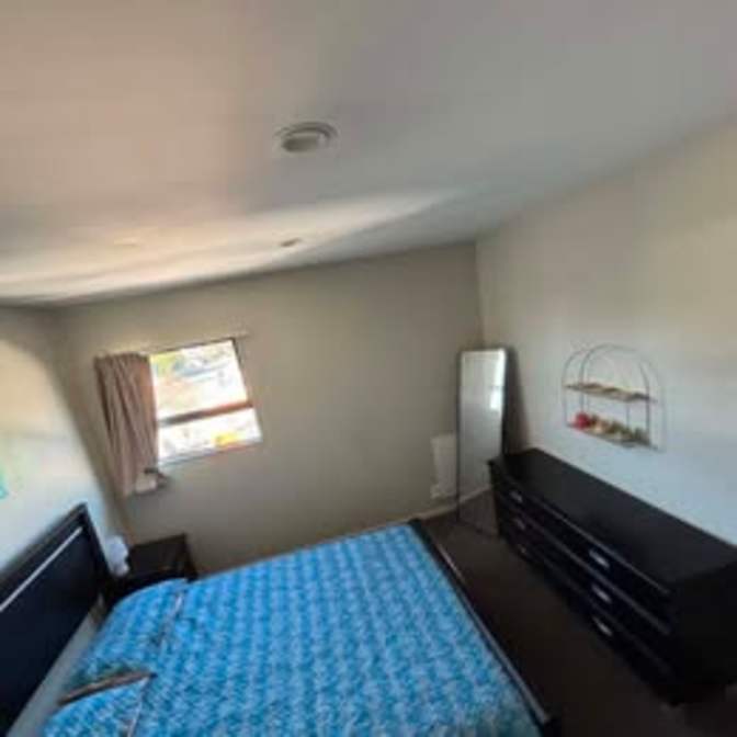 Finn Alexander Mcintosh Devereux's room