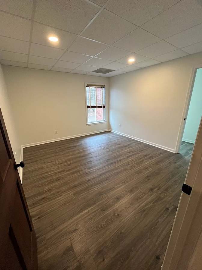 Alcove Rooms's room