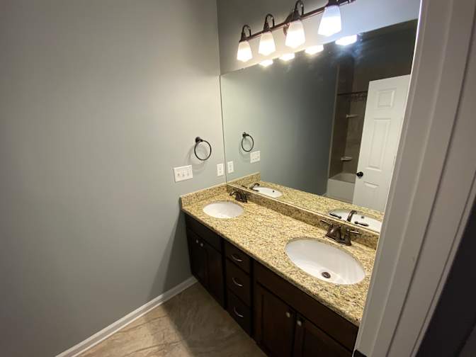 Alcove Rooms's room