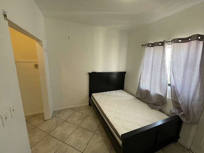 Student Housing's room