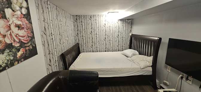 Door Man's room