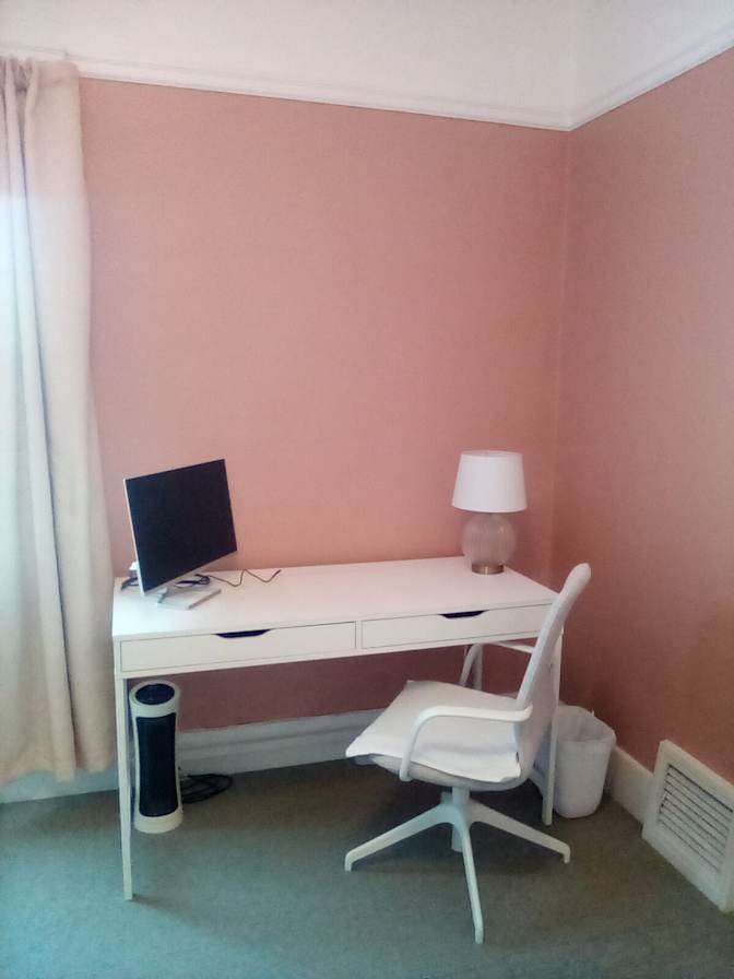 Elle's room