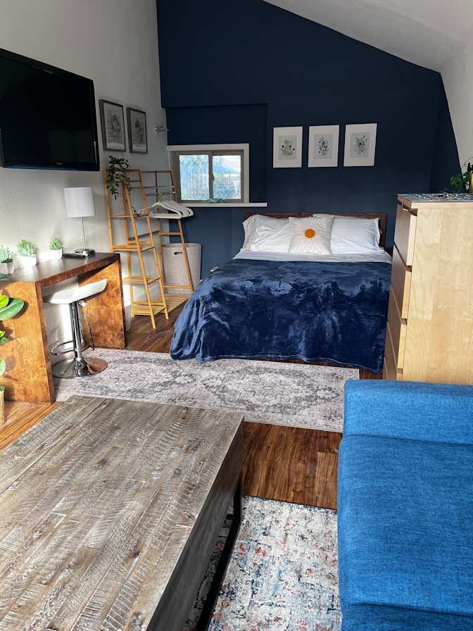 Anna's room