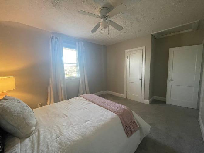 Lauren's room