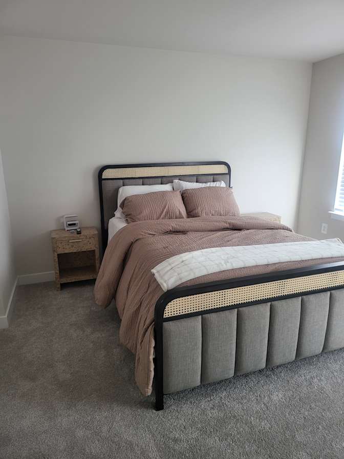 Lorra's room