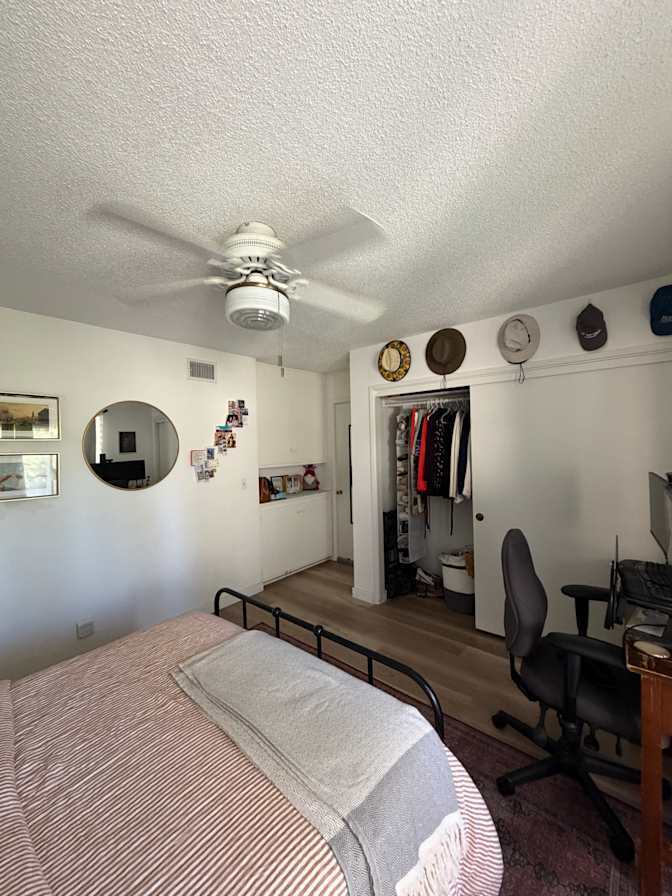 Sara's room