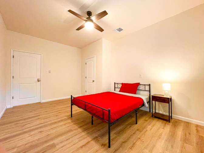 PadSplit's room