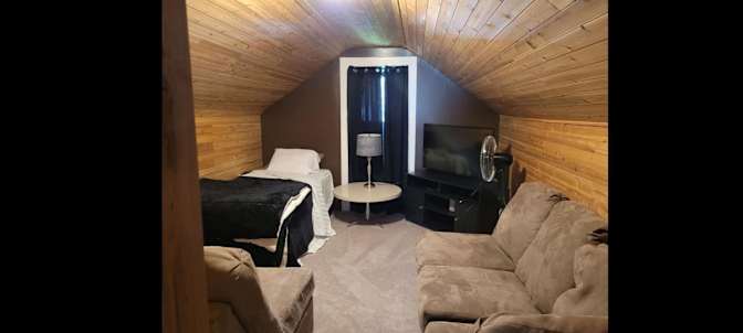 Laural Miles's room